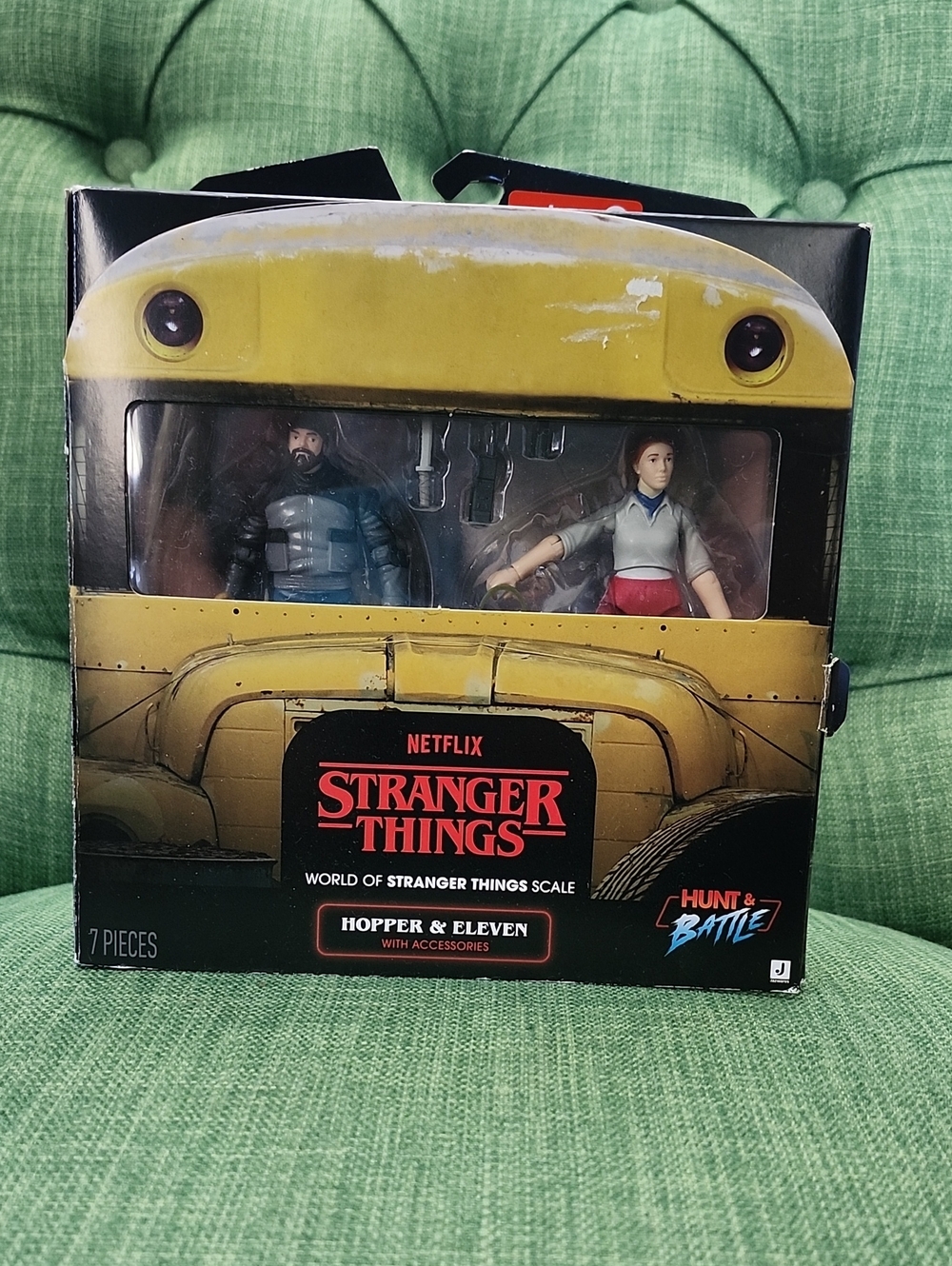 Netflix Stranger Things Hopper & Eleven Playset with Yellow Bus Packaging